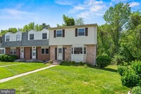 Building Photo - 468 Cornell Ct
