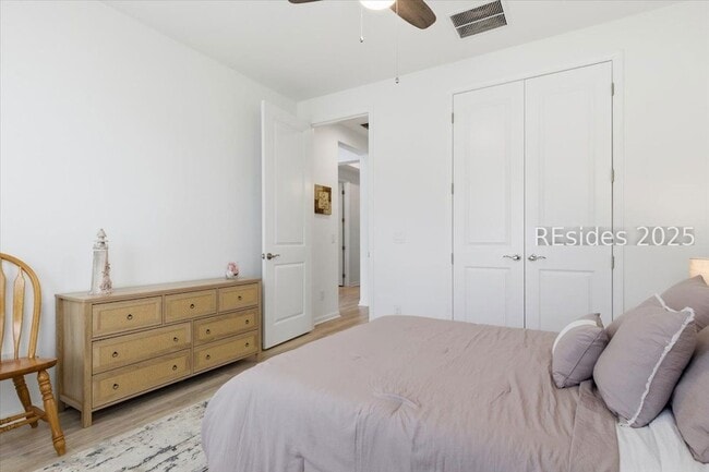 Building Photo - 855 Weekend Ave