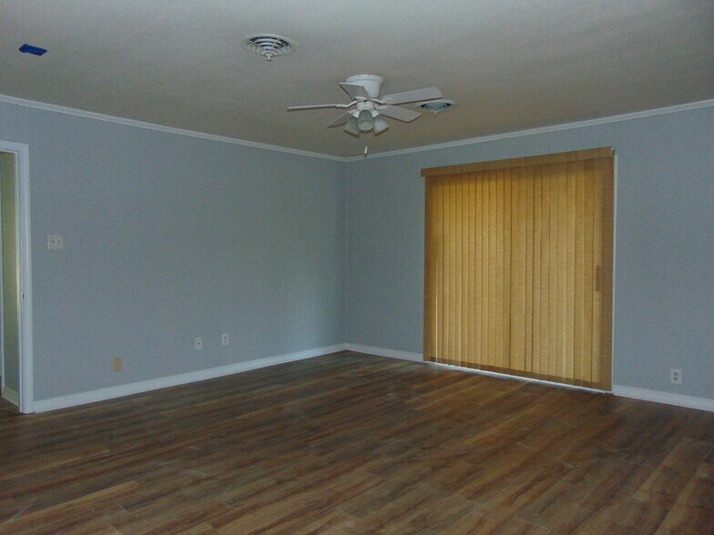 Building Photo - 8642 W Wilderness Way
