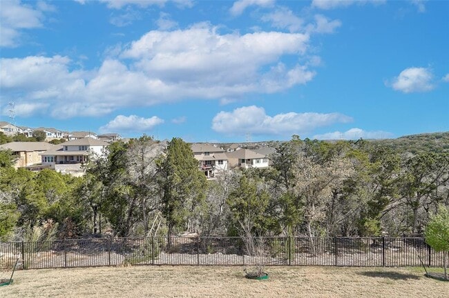 Building Photo - 260 Baldovino Skyway