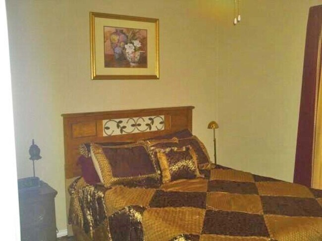 Building Photo - Great 3 Bdrm 2 Bath Home for Lease in Corinth, Tx