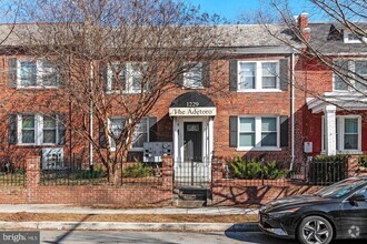 Building Photo - 1229 18th St NE