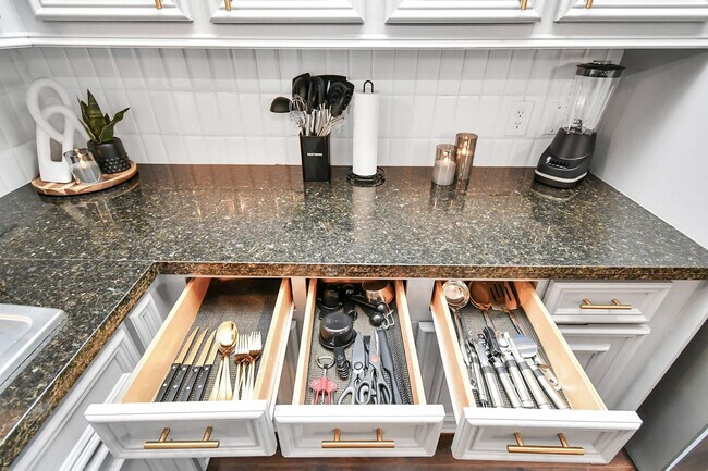 Building Photo - 2905 Baer St