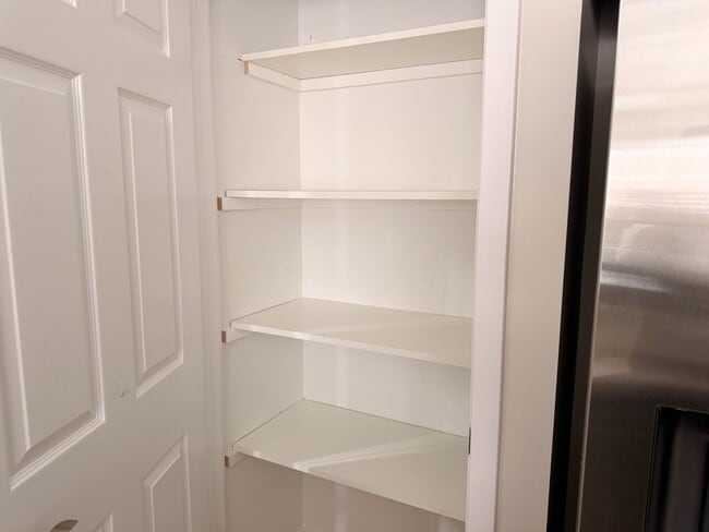 Building Photo - 229 Cothran Rd