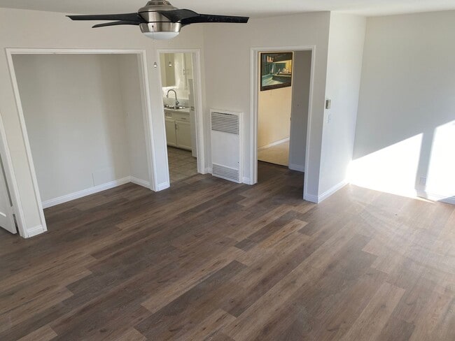 Interior Photo - s7421