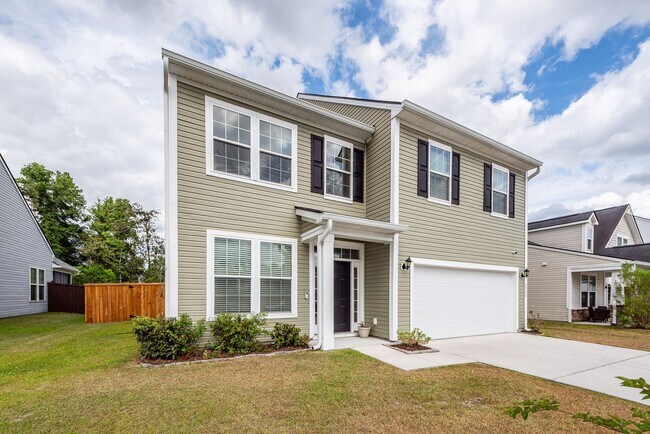 Building Photo - 3 Bedroom, 2.5 Bathroom Home in Hunters Bend - Ladson