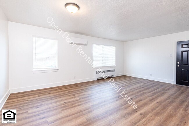 Building Photo - 1823 Griswold Dr