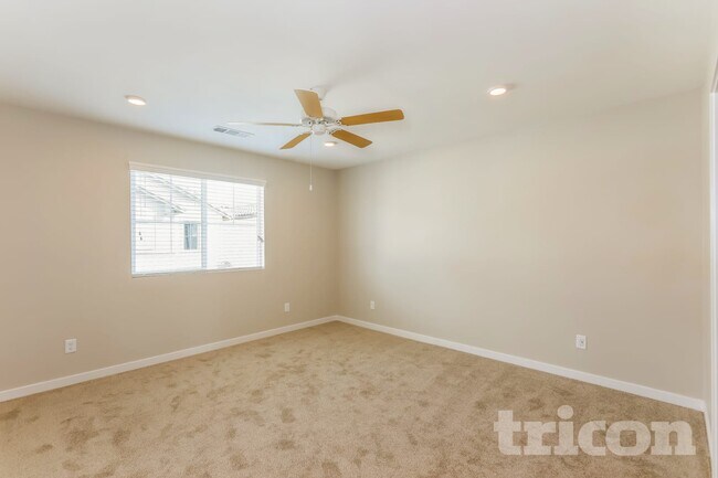Building Photo - 28097 Cookhouse Ln