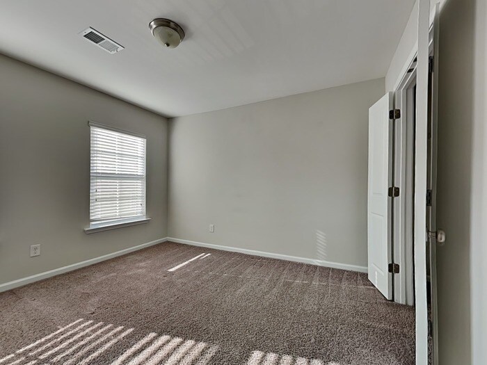 Building Photo - 227 Jimmy Love Ln