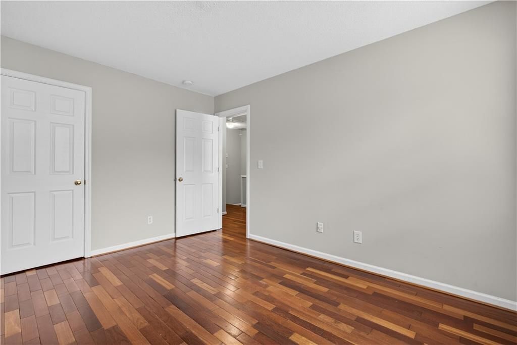 Building Photo - 4645 Valais Ct