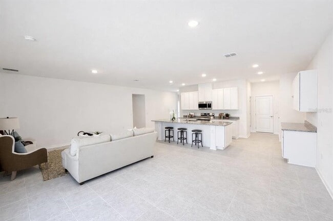 Building Photo - 15 Ramblewood Dr