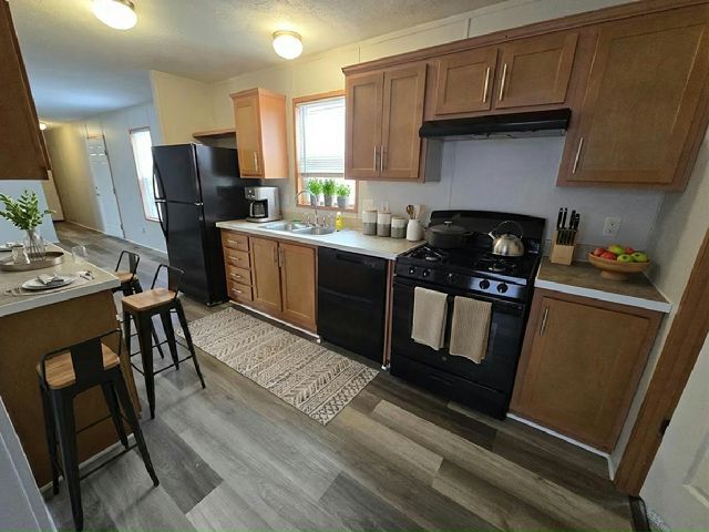 Building Photo - 345 Brutus Dr