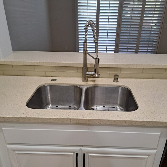 Building Photo - 24353 Allegra Way