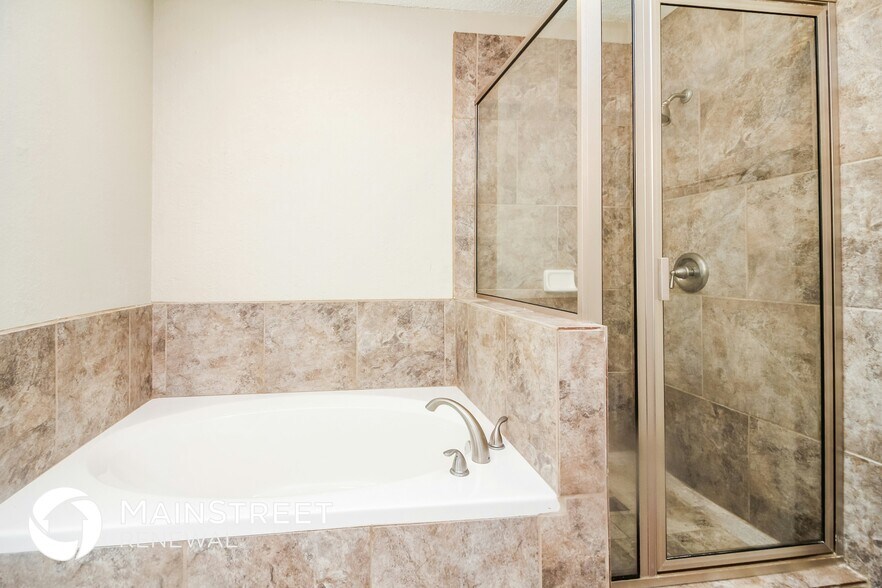 Building Photo - 4205 Martha Ln