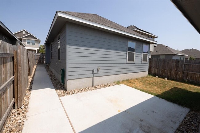 Building Photo - 2809 Seneca Path