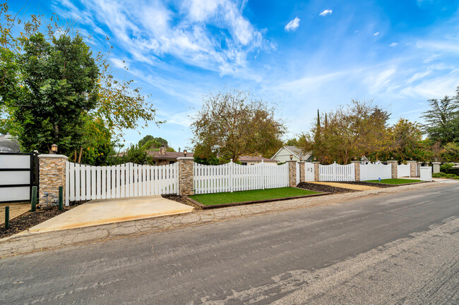 Building Photo - 23034 Califa St