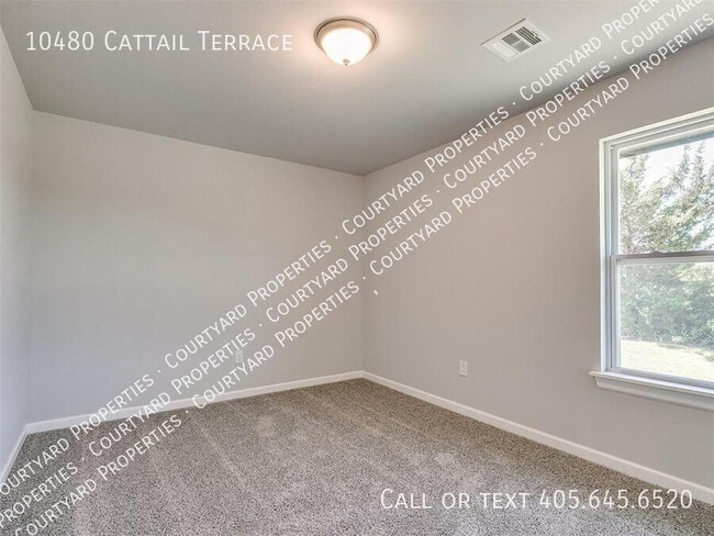 Building Photo - 10480 Cattail Ter
