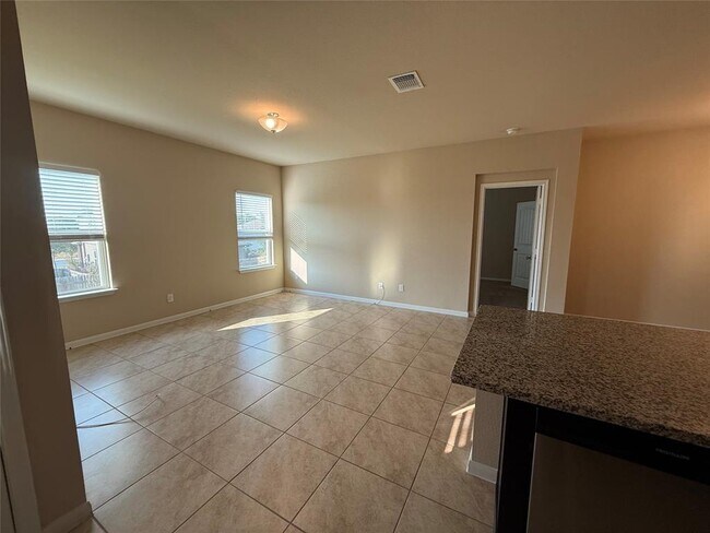 Building Photo - 6624 San Isidro Dr