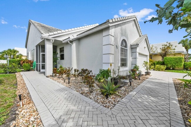 Building Photo - 8319 Horseshoe Bay Rd