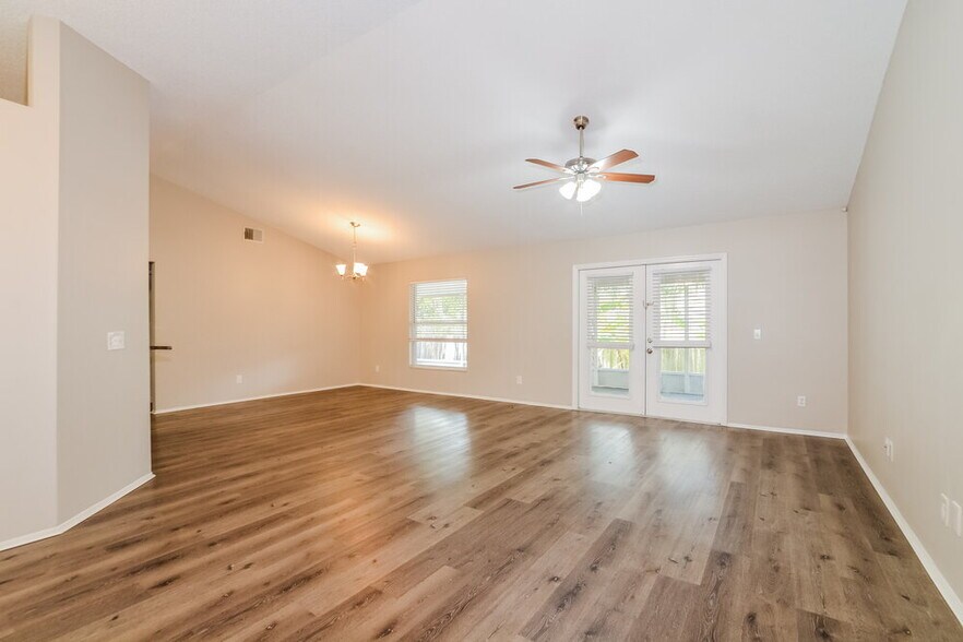 Building Photo - 1220 Twin Rivers Blvd