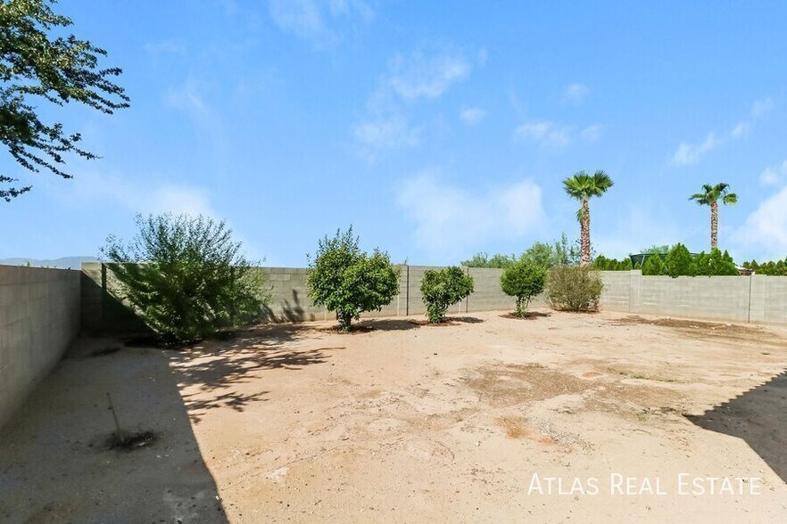 Building Photo - 25918 N Desert Mesa Dr