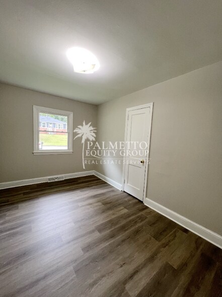 Building Photo - 2506 Belmar St