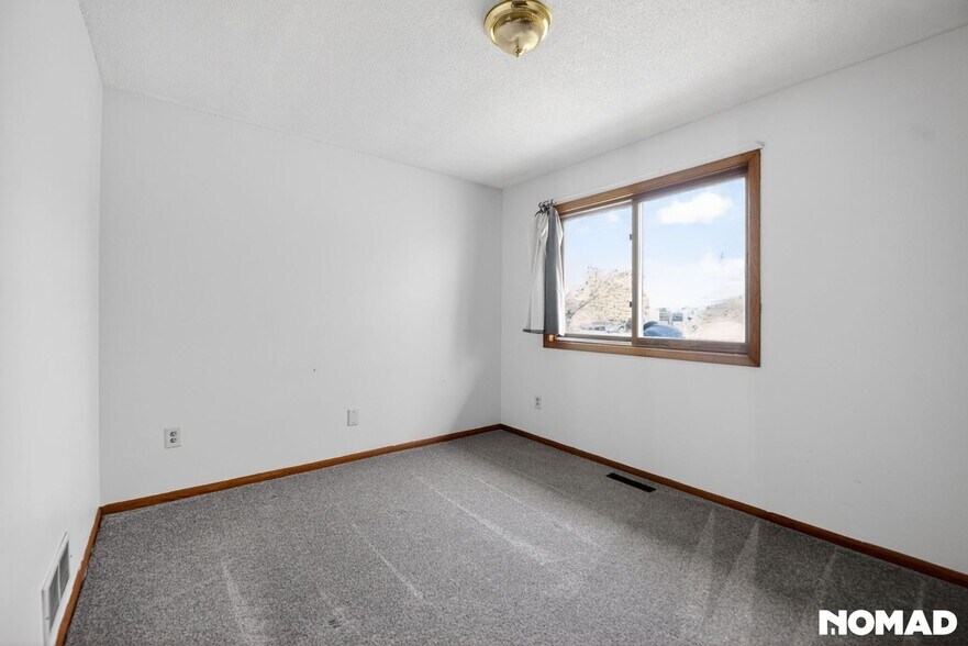 Building Photo - 2118 140th Ln NW