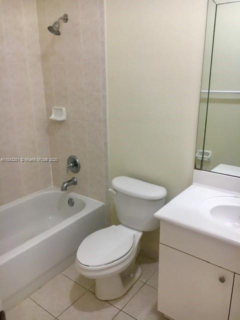 Building Photo - 8438 SW 166th Pl