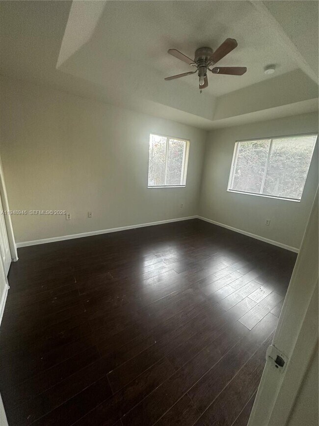 Building Photo - 2440 SE 14th Ave