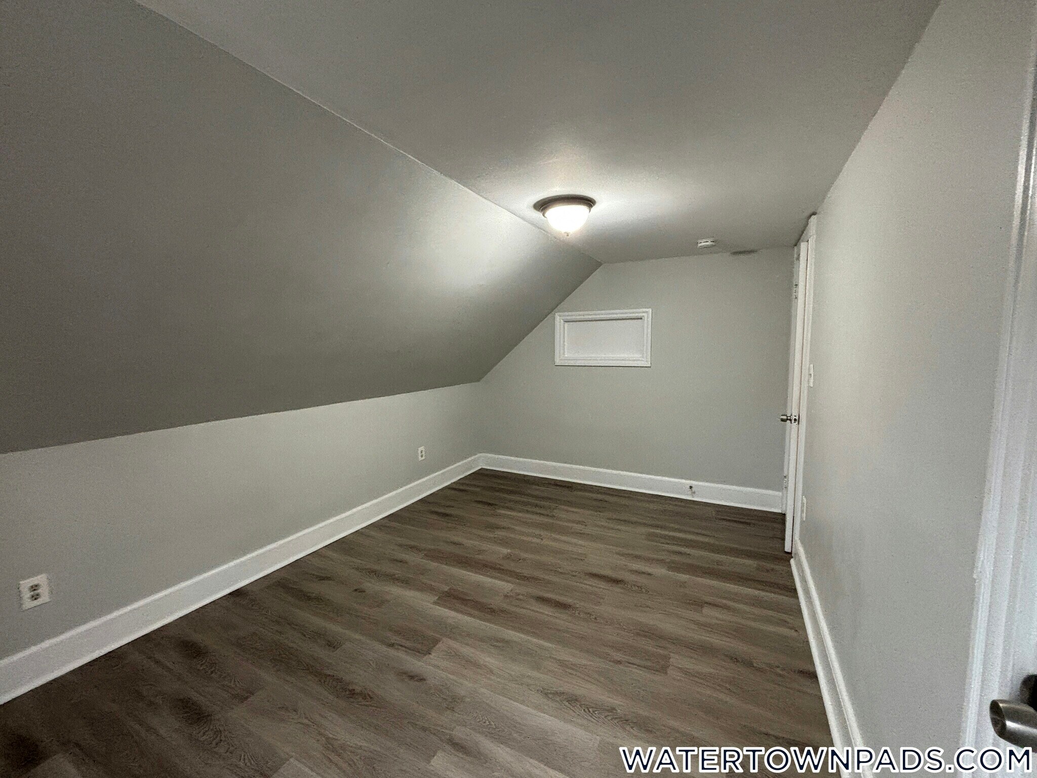 Building Photo - 6 Swetts Ct