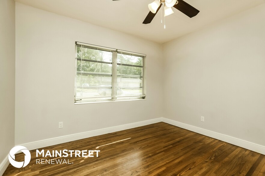 Building Photo - 830 N Tuxedo Ave