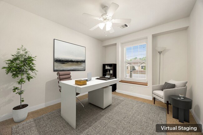 Building Photo - 16030 Summerville Lake Dr