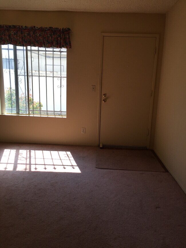 Building Photo - 3854 46th St