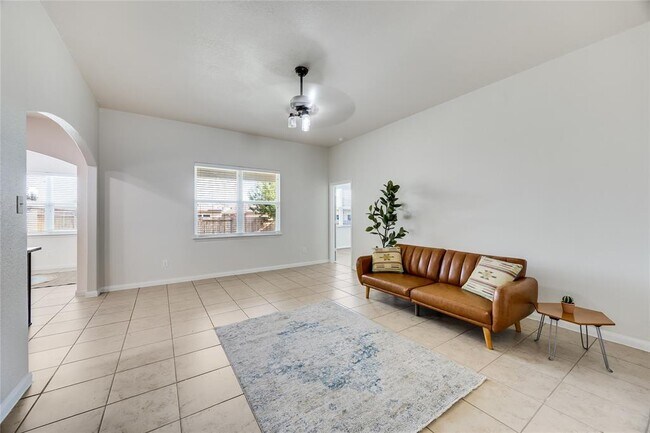 Building Photo - 19600 Woodrow Wilson St