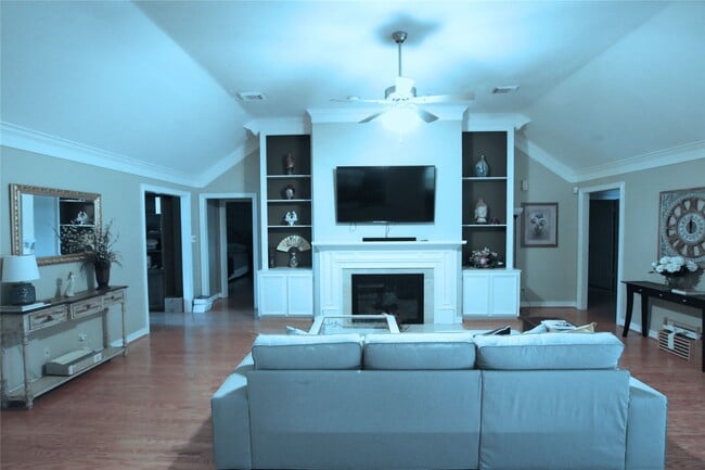 Building Photo - 23210 Gatecreek