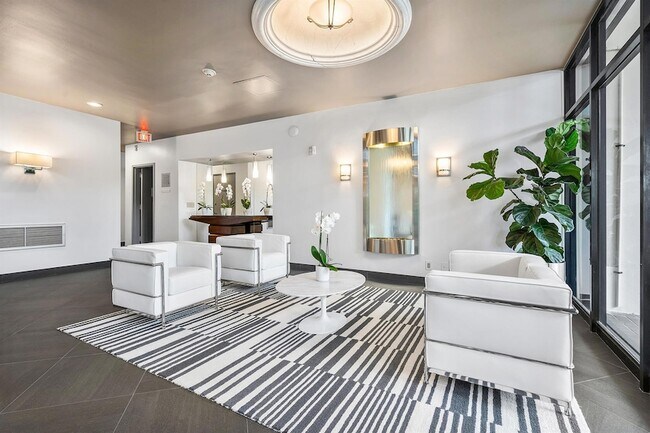 Building Photo - 2400 Presidential 204 Way