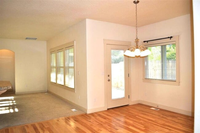 Building Photo - 9083 W Dalton Pl