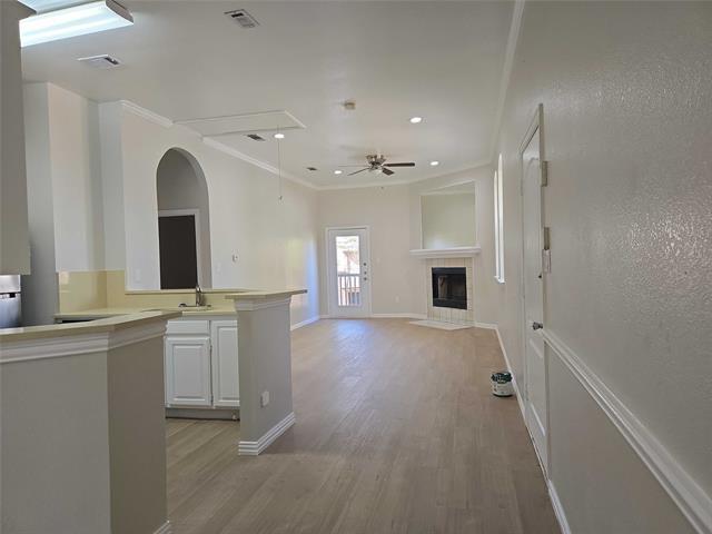 Building Photo - 1501 Cedar Elm Dr