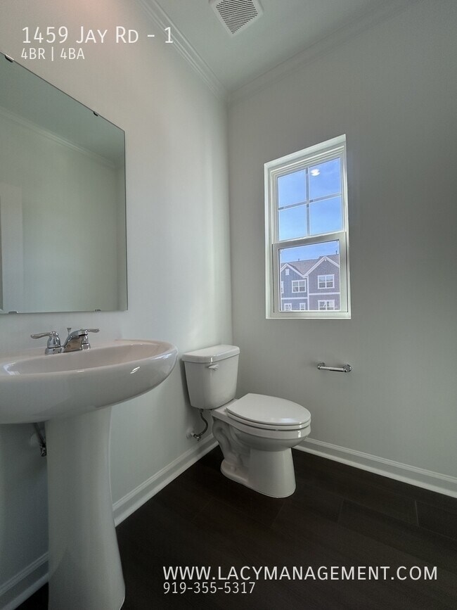 Building Photo - 1459 Jay Rd