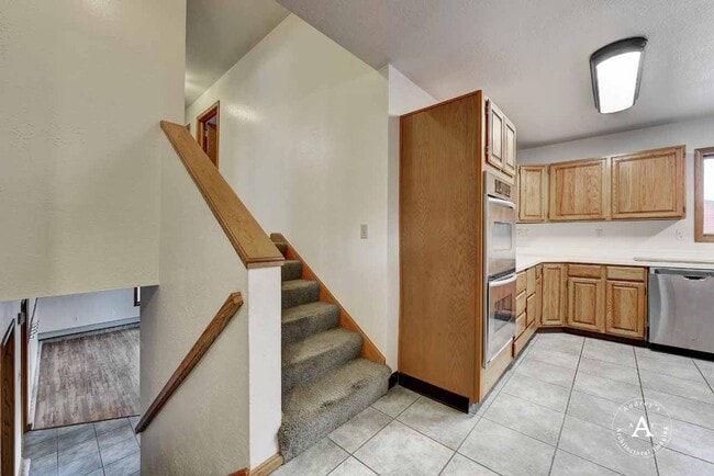 Building Photo - Pet Friendly 5 Bed, 3 Bath, Single Family Home W/ Attached Two Car Garage, Big Yard on corner lot...