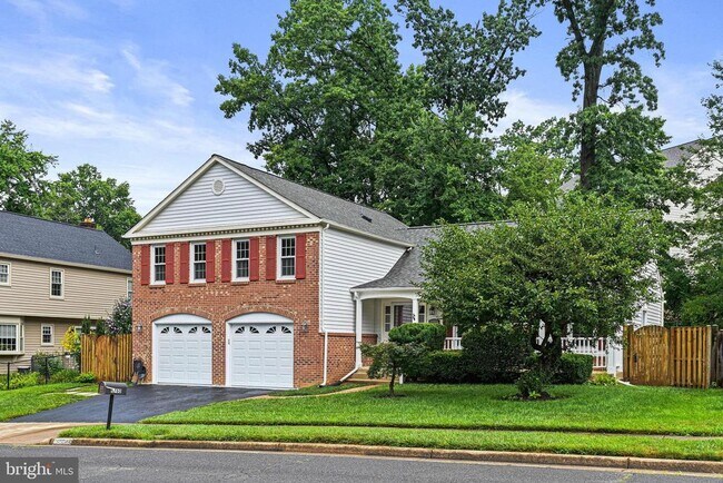 Building Photo - 9760 Hatmark Ct