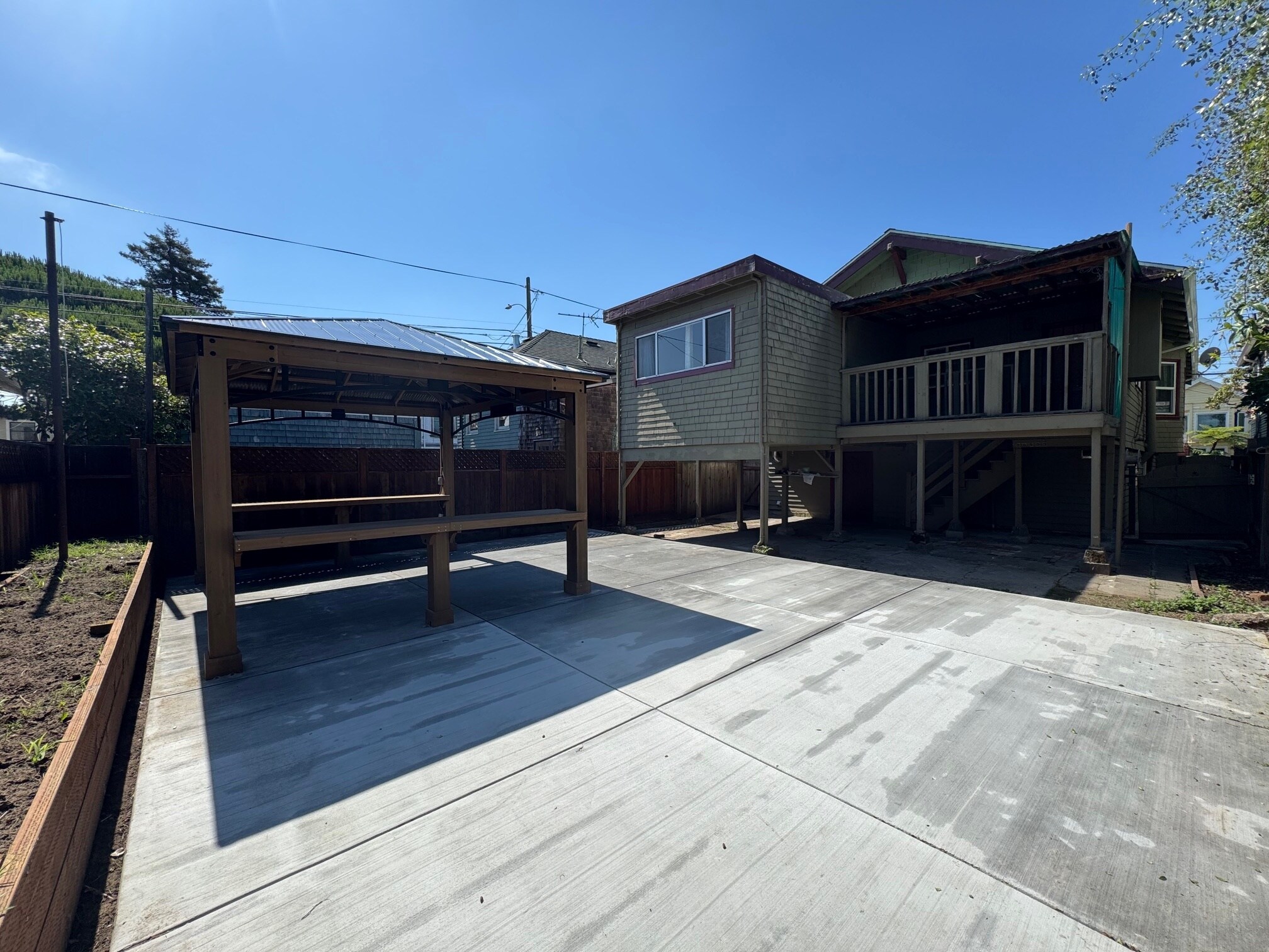 Building Photo - 1537 Pacific Ave