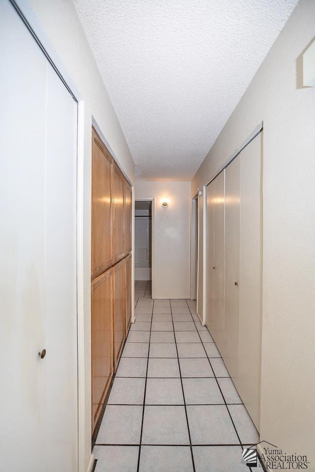 Building Photo - 1414 W Santa Maria Way