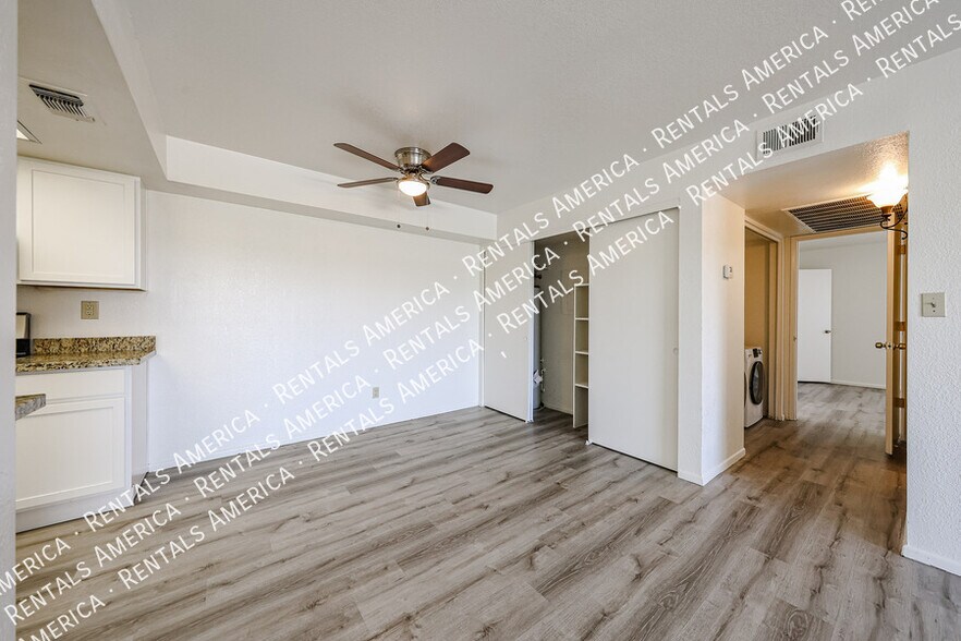 Building Photo - 6480 N 82nd St