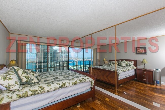 Building Photo - fully furnished 1/1/1 condo at Harbor Squa...