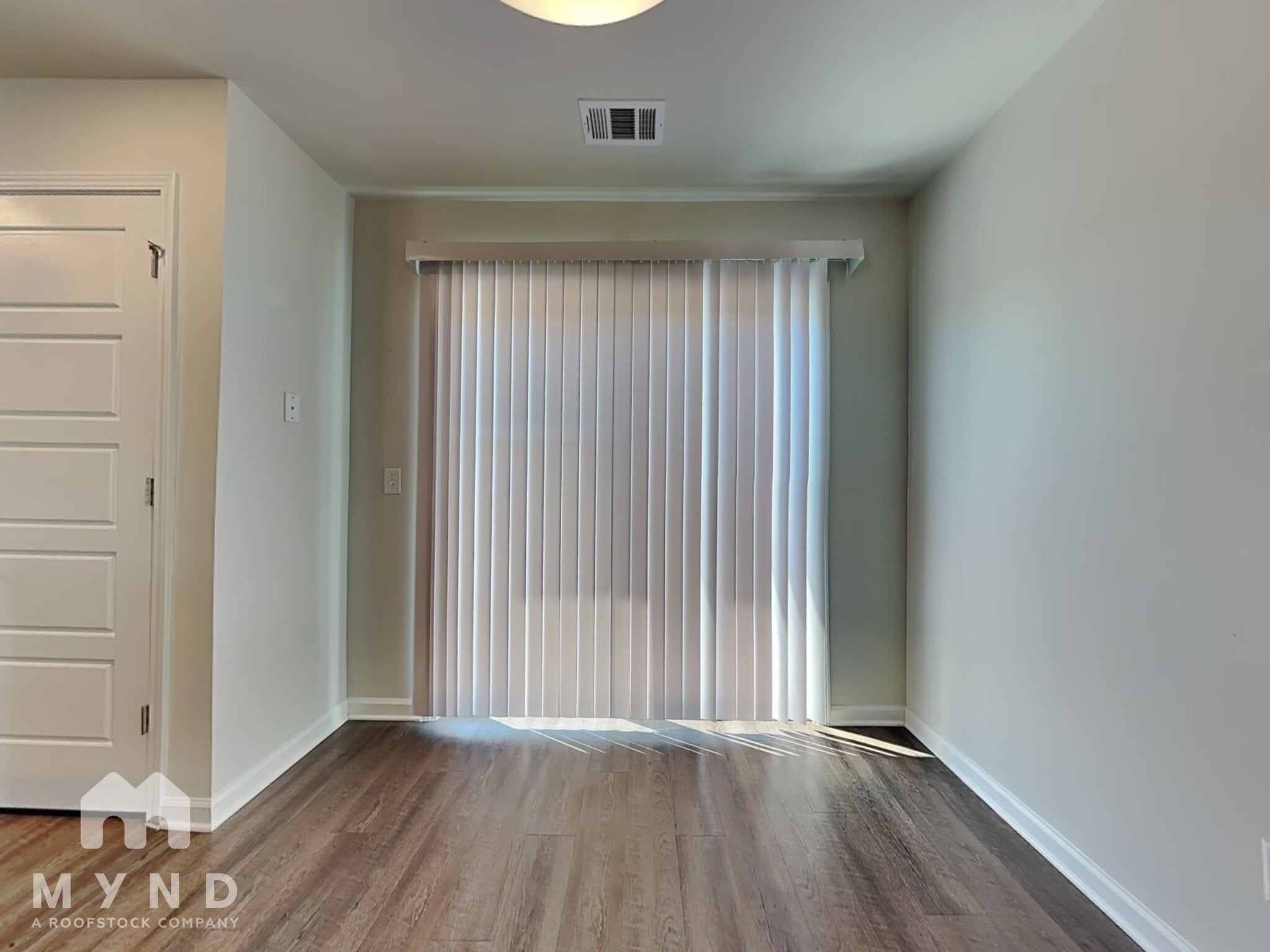 Building Photo - 115 Dasher Dr
