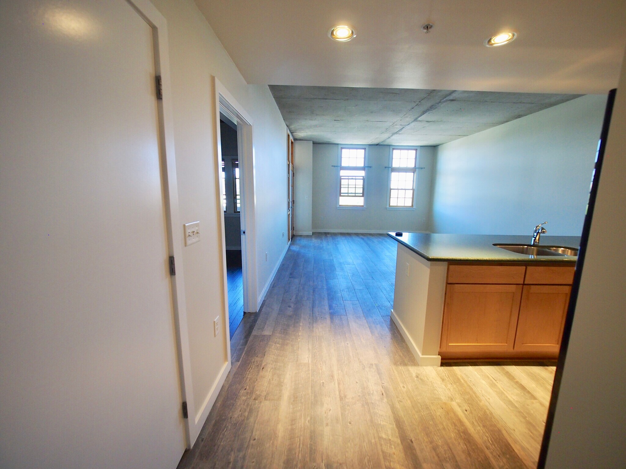 Building Photo - 275 S Harrison St