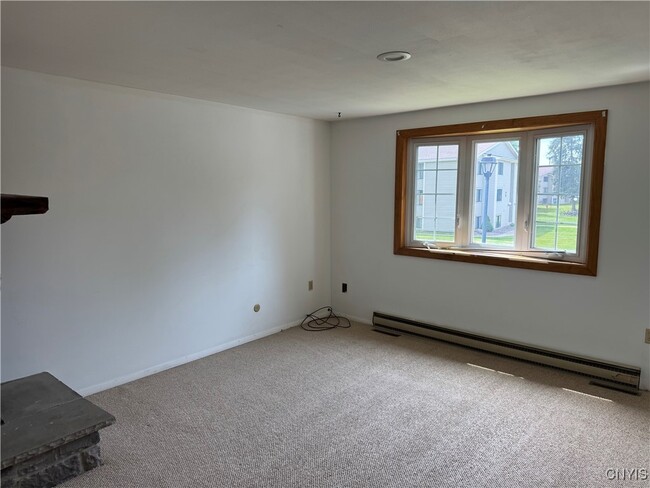 Building Photo - 8265 Warbler Way