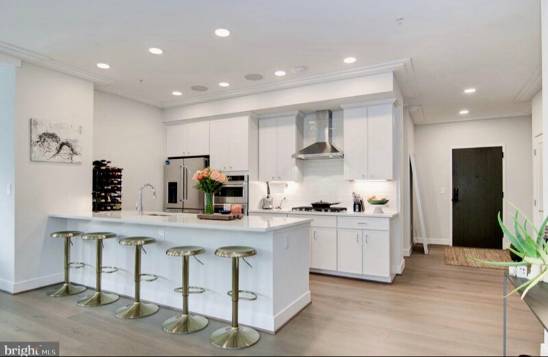 Building Photo - 625 Slaters Ln