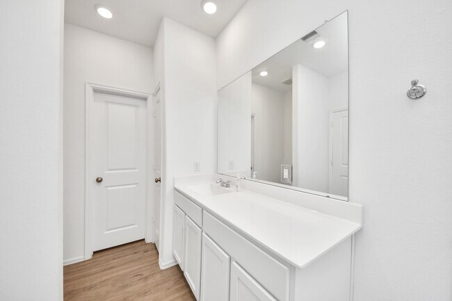 Building Photo - 6233 Arcadia Sound Ln